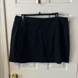 Lands' End Classic Black Women’s Skort Versatile Everyday Style